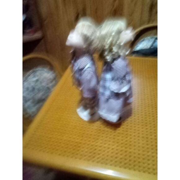 Vtg Cathay Collection Porcelain Boy & Girl Dolls Kissing W/ Stands Maroon Plaid - Picture 8 of 14